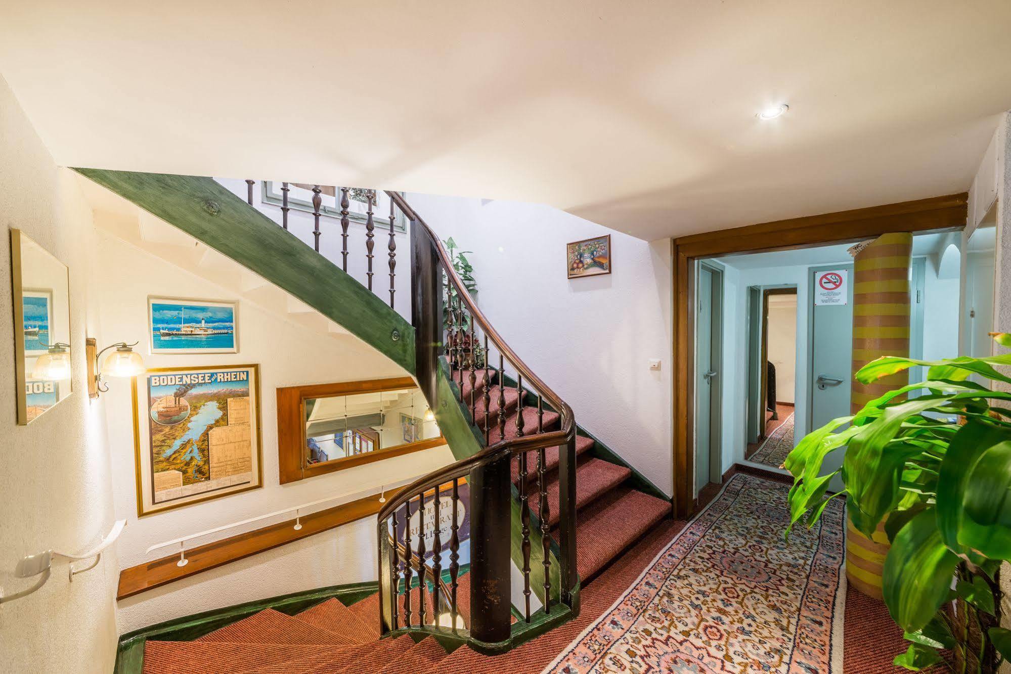 Hotel Goldener Sternen Констанц Екстериор снимка